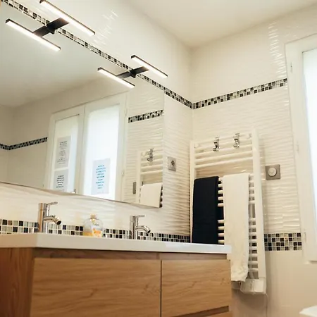 Kimia House Apartment